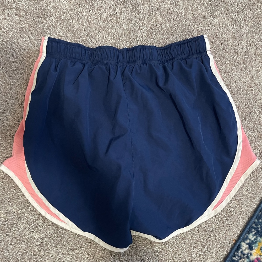 Nike Shorts - Picture 2 of 2